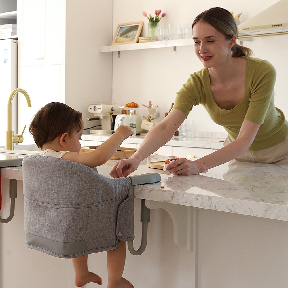 Baby high chair that hooks onto table best sale